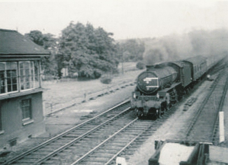 steam-train going thro arlesey